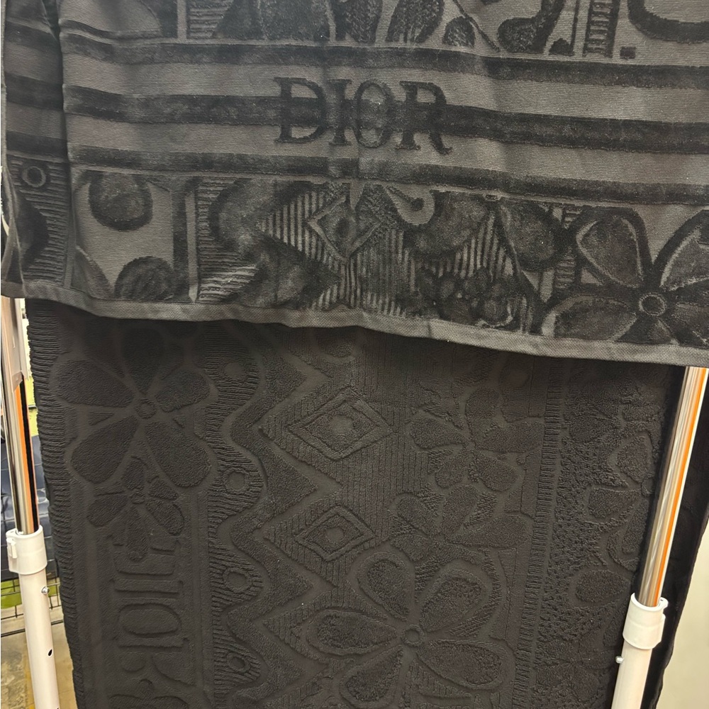 Dior & Shawn Beach Towel Black